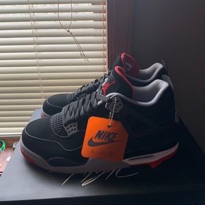Jordan Retro Bred 4s!